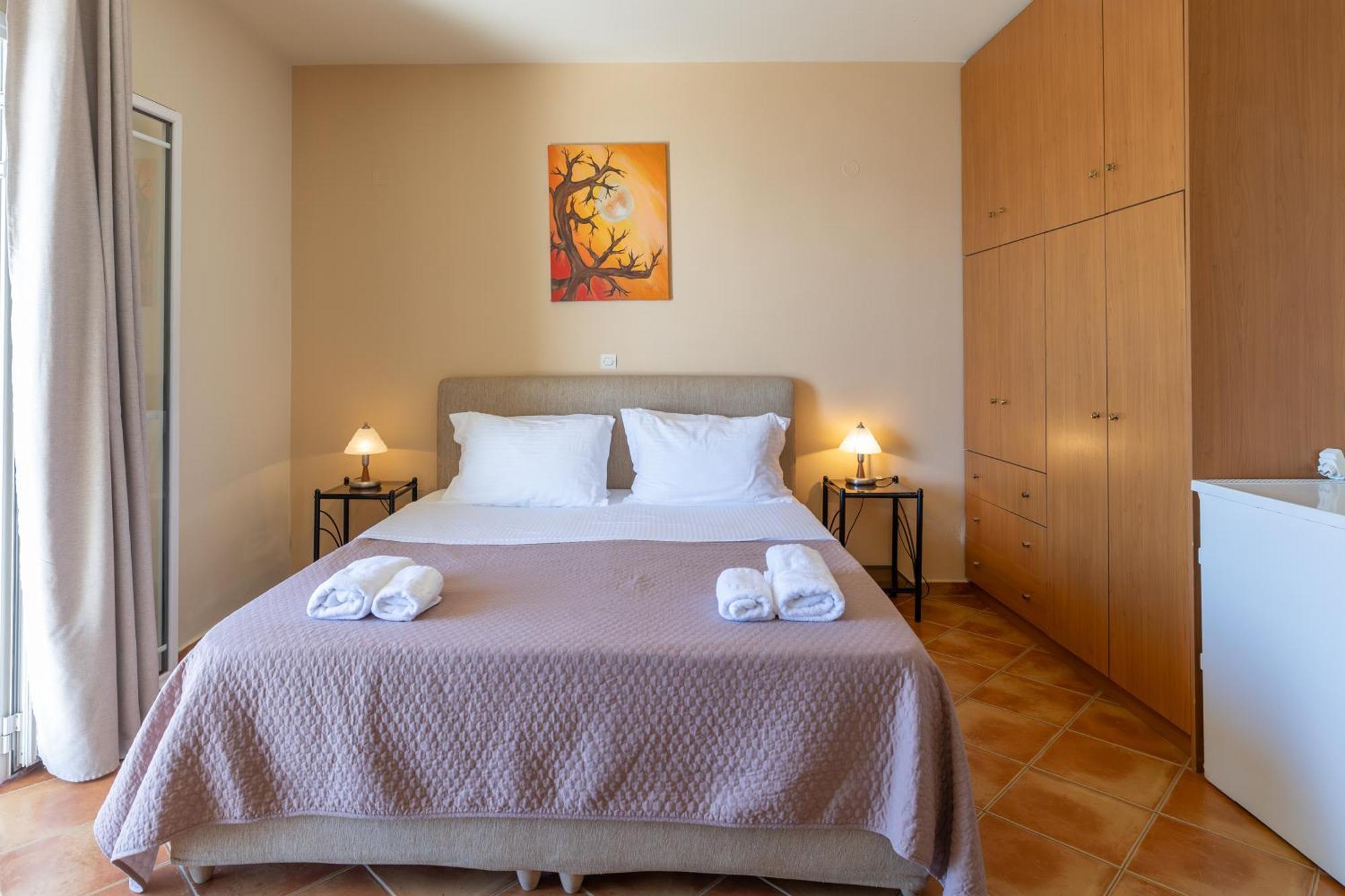 Appartement Delfinia à Vlachata Extérieur photo